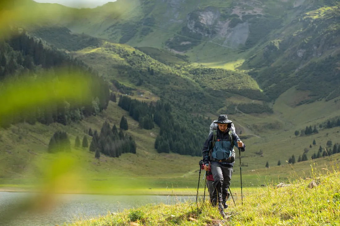 Waterproof Trekking Hat - Trek 900